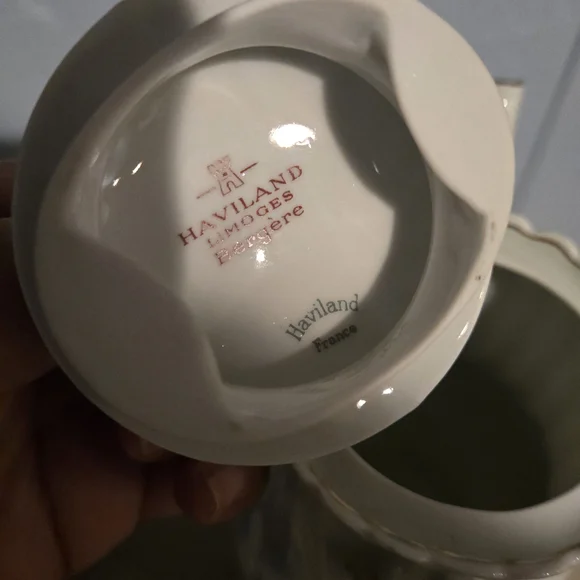 VINTAGE Haviland White Teapot with Blue Floral Design - Picture 12 of 16